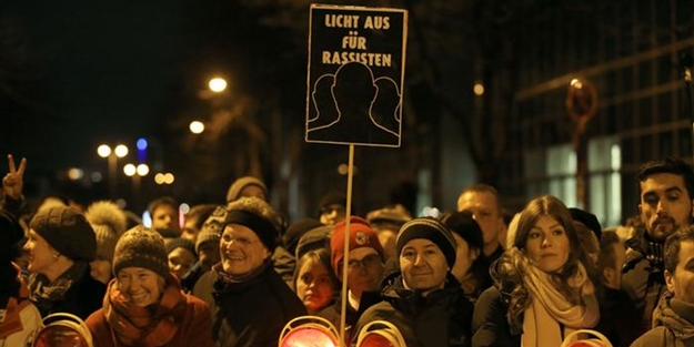 İslam düşmanları ikinci kez toplandı