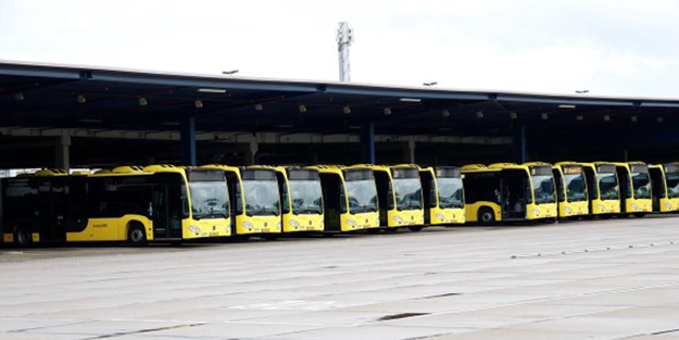 Hollanda'da otobüs şoförleri greve gitti