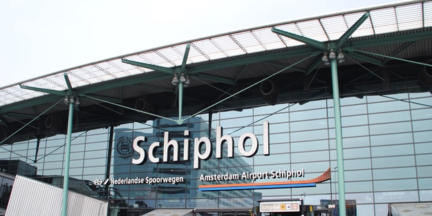 Hollanda'da terör alarm! Havaalanı'nın bir bölümü boşaltıldı