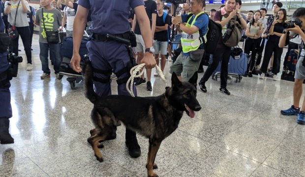 Hong Kong'da gerilim azalmıyor!