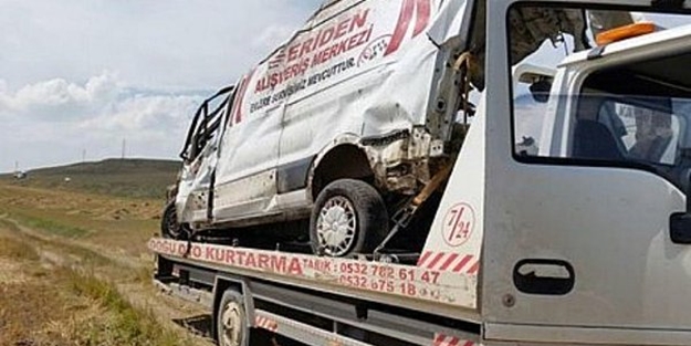 Horasan'ı yasa boğan kaza!