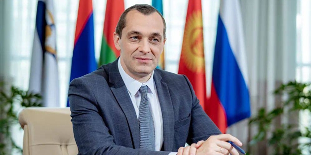 Horoz kanıyla banyo yapan Rus oligark, şamanın evinde ölü bulundu!