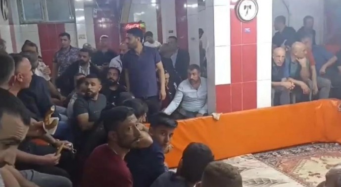 Baltayı taşa vurdular! Horoz koruma derneği fena yakalandı