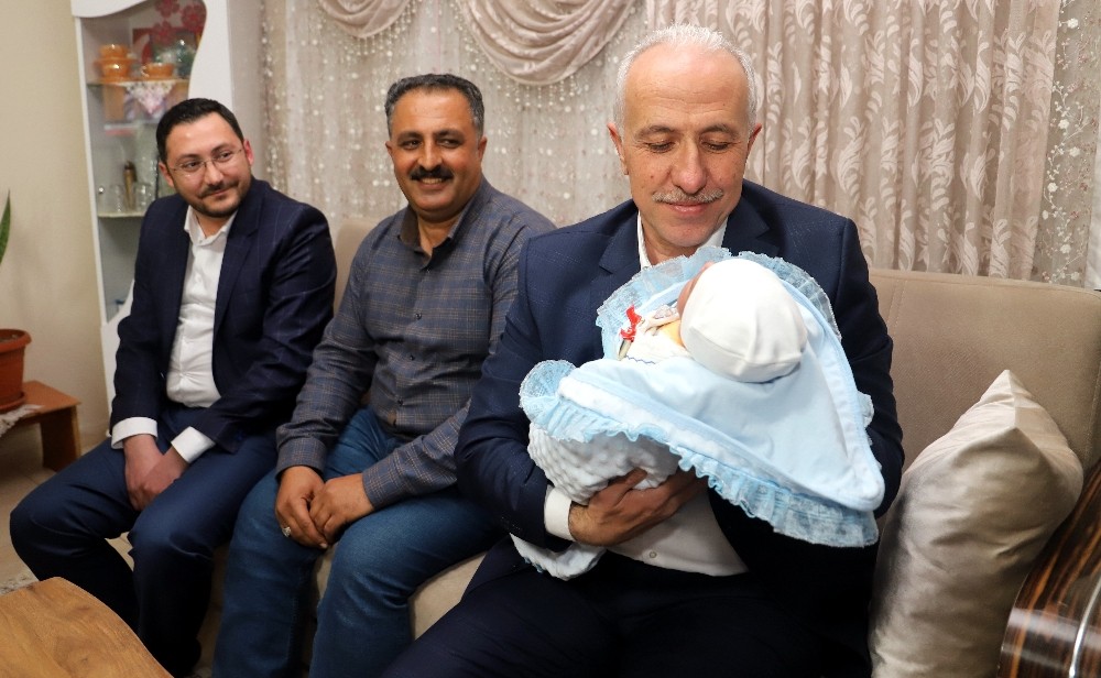 ’Hoş geldin bebek’ projesinde 200’ncü bebeğe ulaşıldı 
