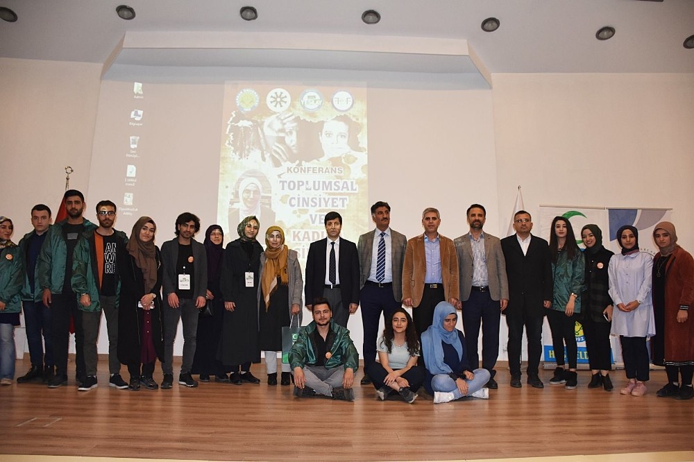 HRÜ öğrencileri robot projesiyle birinci oldu 