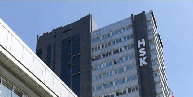 HSK müfettişi bıçaklandı!