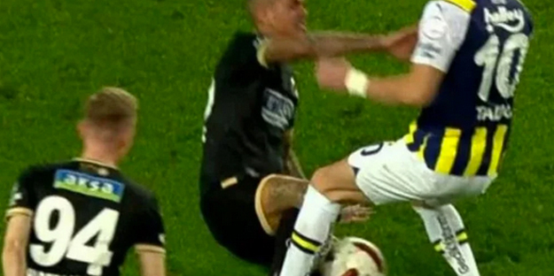 VAR nerede? Hiç hesapta olmayan puan kaybı! İptal edildi: Yeni bir ivmenin habercisi olabilir: Akıl almaz kararlar…