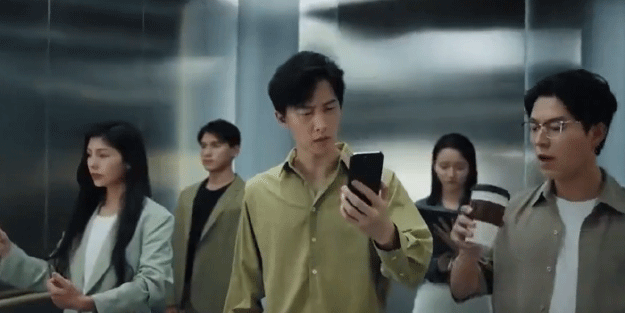 Huawei, iPhone'u fena ti'ye aldı