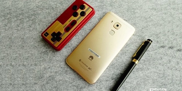 Huawei yeni telefonu tanıttı