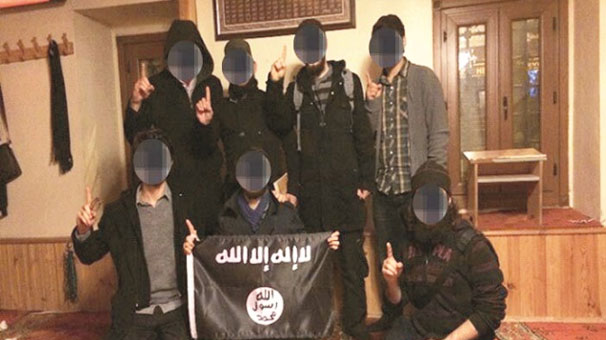 Hücre evine baskında ortaya çıktı! FETÖ ile DEAŞ...