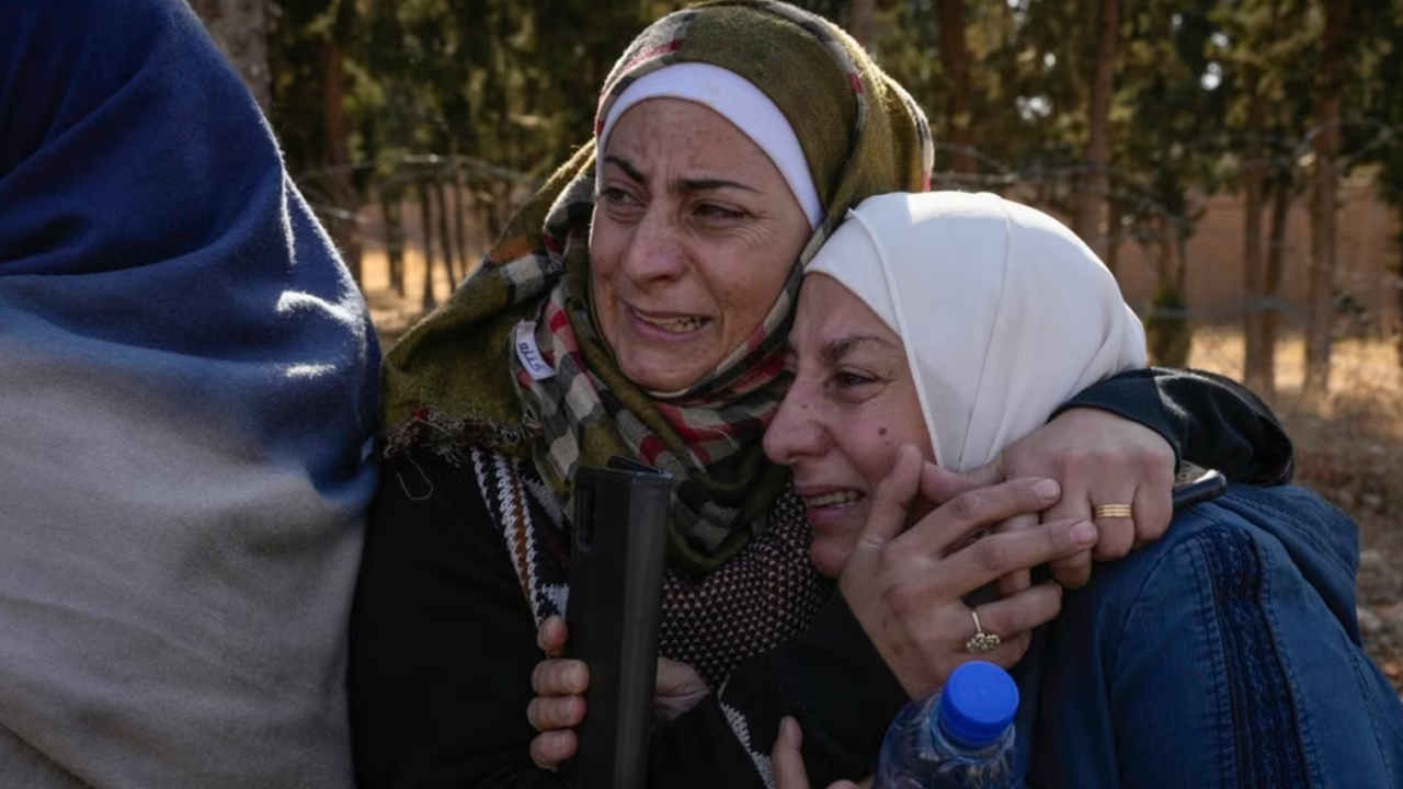 Hücrelerde işkence gören onbinlerce kadın adalet arayışında: Esed mağdurlarının hakları iade edilsin!