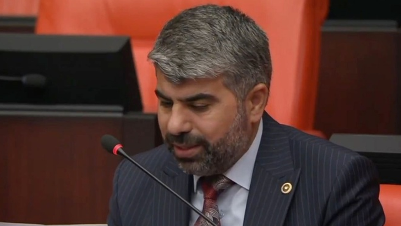 HÜDA PAR: 'Dijital terör çocuklarımızı ellerimizden alıyor!'