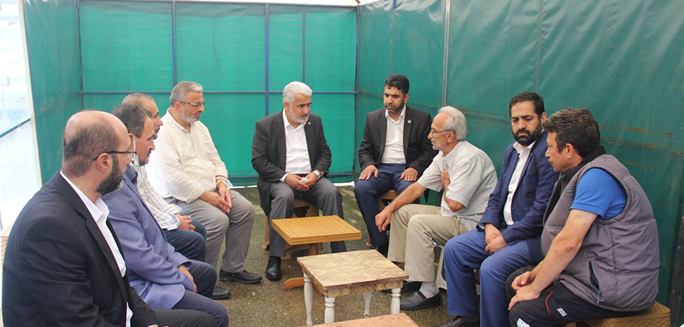 HÜDA PAR Genel Başkanı Yapıcıoğlu selin vurduğu Rize’de halkla buluştu