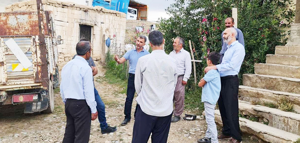HÜDA PAR heyeti sel mağdurlarını ziyaret etti