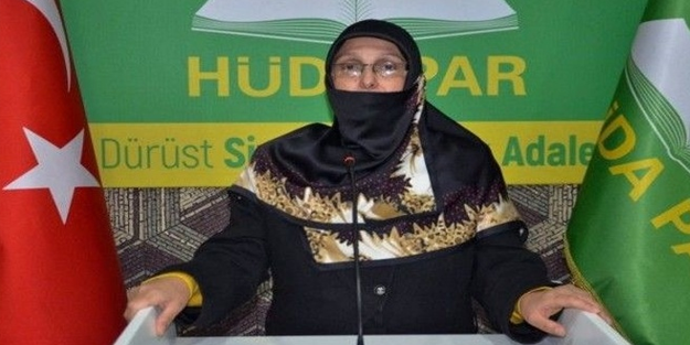 HÜDA PAR Kadın Kolları Başkanı Yarar: '25 Yıl Evli Kalan Kadınlara Emeklilik Hakkı..'