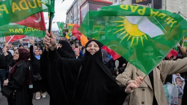 HÜDA PAR’dan dikkat çeken çağrı: Zorunluluk getirilsin!