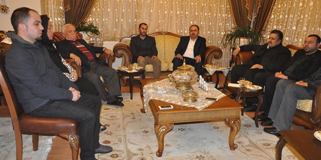 HÜDA PAR'dan Karakaya'nın ailesine taziye ziyareti