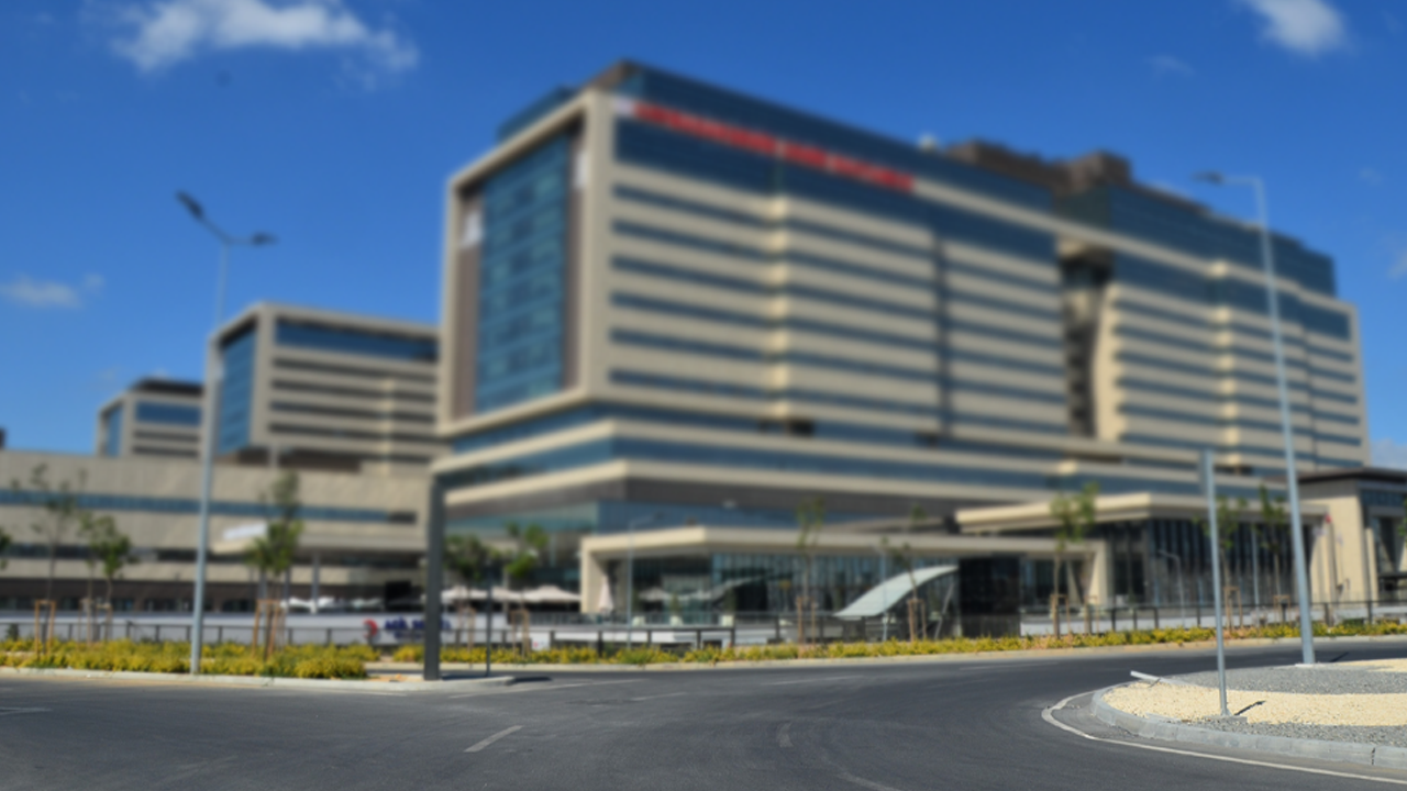 HÜDA PAR'dan müthiş teklif! 'Kadınlara özel, tamamı kadın personelden oluşan hastaneler kurulmalı'