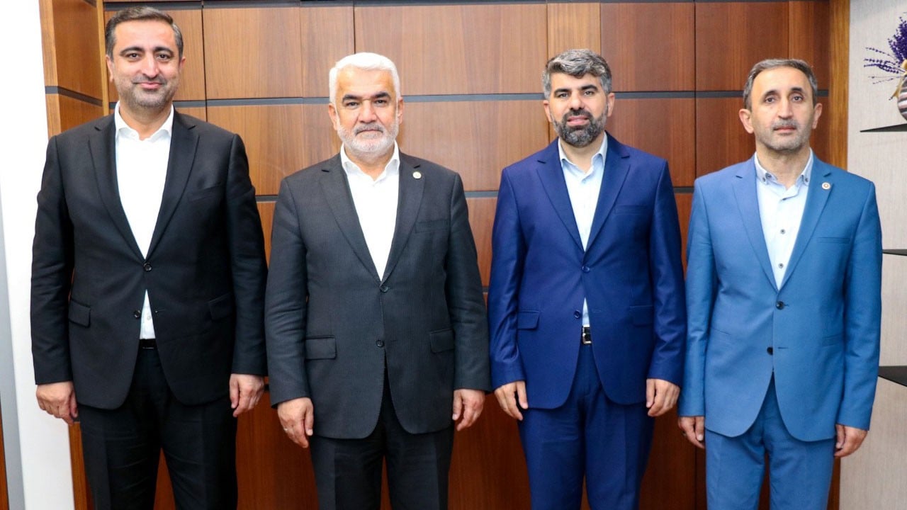 HÜDA PAR'dan seküler bağnazları kızdıran kanun teklifi! Cezalar ağırlaştırılacak