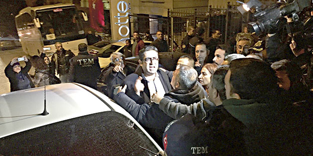 Hukuk devletinin gereği yapılıyor