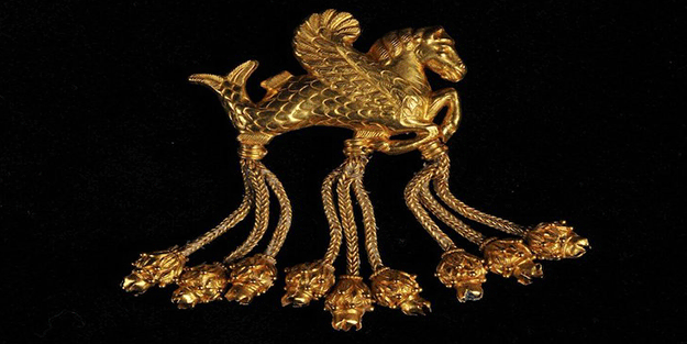 Hukuk mücadelesiyle Uşak Arkeoloji Müzesi'ne kazandırılan Lidya Hazinesi göz kamaştırıyor!