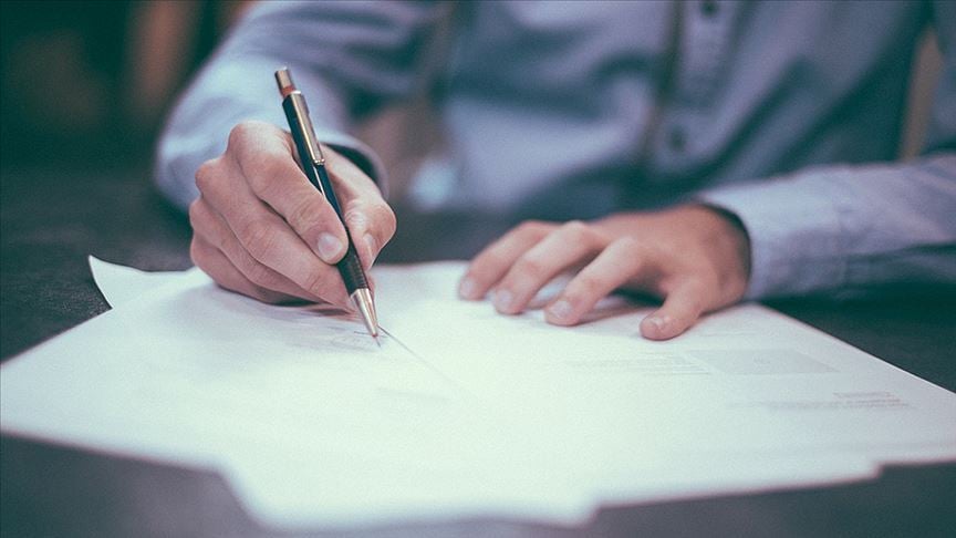 Hukukçular koronavirüs günlerinde işçi-işveren haklarını değerlendirdi