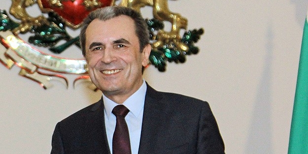 Hükümet istifasını verdi