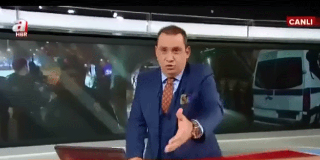 Suratına tükürüyorum!