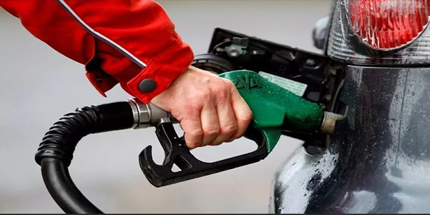 Hükümetten akaryakıt fiyatlarıyla ilgili flaş karar! Saat 00.01'den sonra istasyonlara gidenler şok yaşadı
