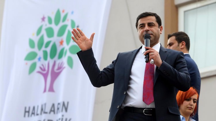 Hükümetten tutuklu 'Demirtaş'a cevap!