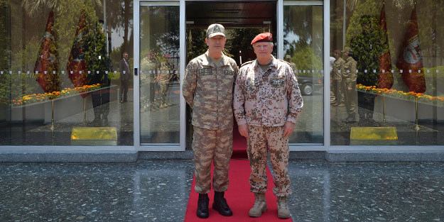 Hulusi Akar, Alman mevkidaşı ile görüştü