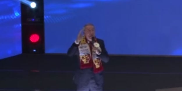 Hulusi Akar çok sinirlendi! "Köpeklerle piçlerle..."