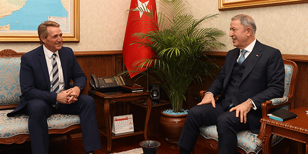 Hulusi Akar, Jeffry Flake'i kabul etti