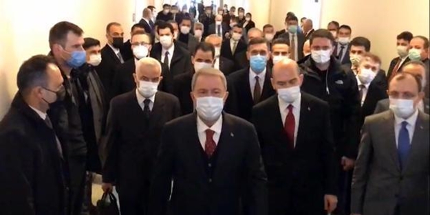Hulusi Akar ve Süleyman Soylu'dan Meral Akşener'e ziyaret!