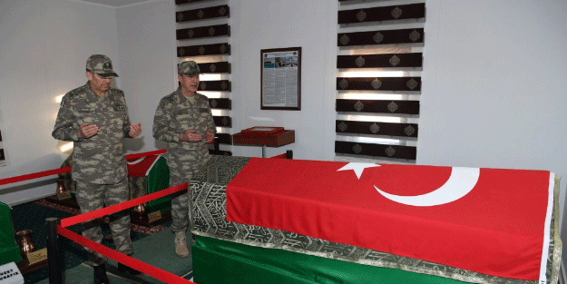 Hulusi Akar'dan anlamlı ziyaret!