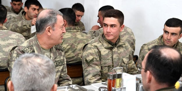 Hulusi Akar'dan anlamlı ziyaret!