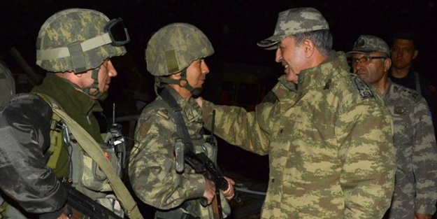 Hulusi Akar'dan askere mesaj: Lamı cimi yok bitecek