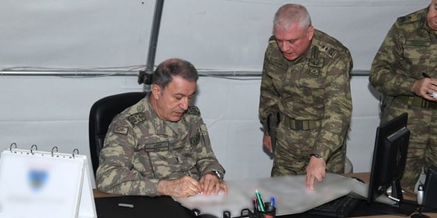 Hulusi Akar'dan 'terörle mücadelede kararlılık' mesajı: Devletin bekası için...