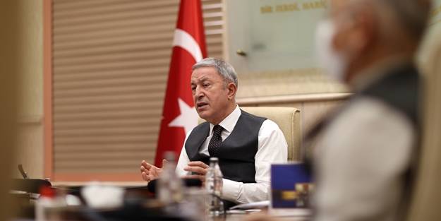 Hulusi Akar'dan, Yunanistan'a 