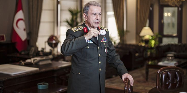Hulusi Akar'ı hiç böyle görmediniz! İşte o fotoğraflar...
