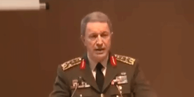 Hulusi Akar'ın sözleri boğazında düğümlendi