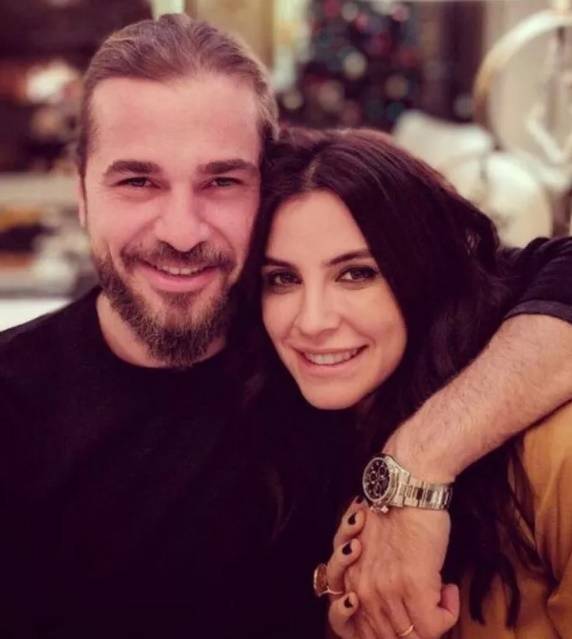 Hülya Koçyiğit'ten Engin Altan Düzyatan'a övgü dolu sözler