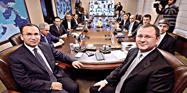 Humeyni gibi dönecekti