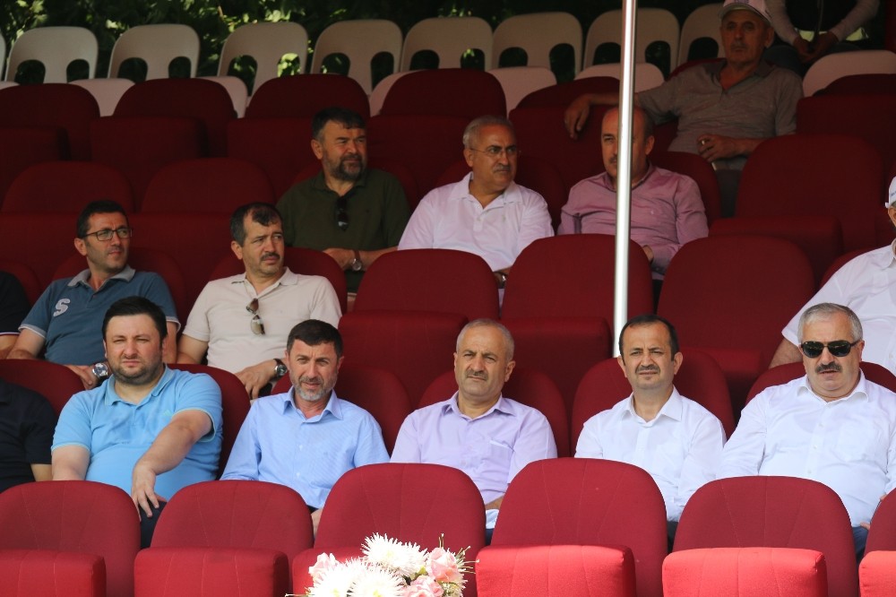 Hünkar Çayırı Yağlı Güreşleri başladı 