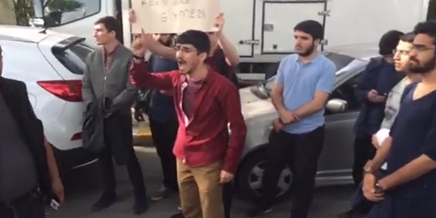 Hür yürekli gençler, o 'rezil defile'ye öyle şeyler söyledi ki...