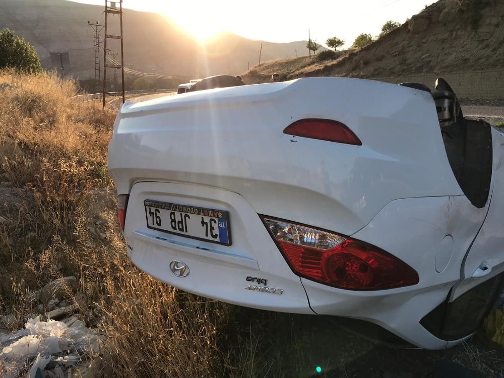 Hurdaya dönen araçtan sağ çıktı 