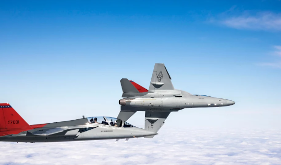 "HÜRJET'ten binlerce satarız" çıkışı sonrası paniğe kapıldılar! O ülke HÜRJET'in rakibini üsse indirdi