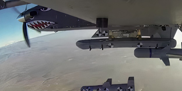 HÜRKUŞ-C’den MAM-L atışı! Tam isabetle vurdu