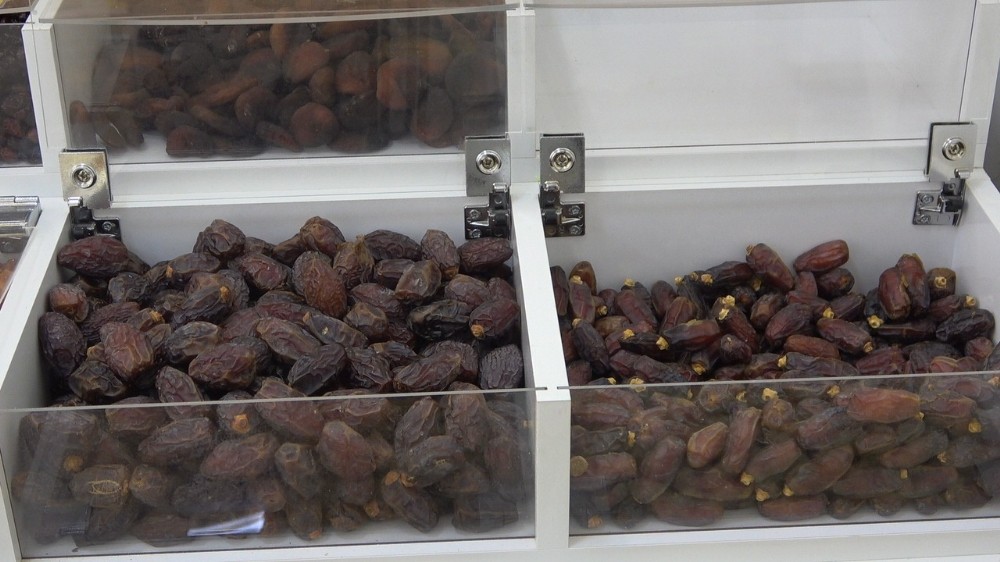 Hurma fiyatları 20 ile 150 TL arasında değişiyor 