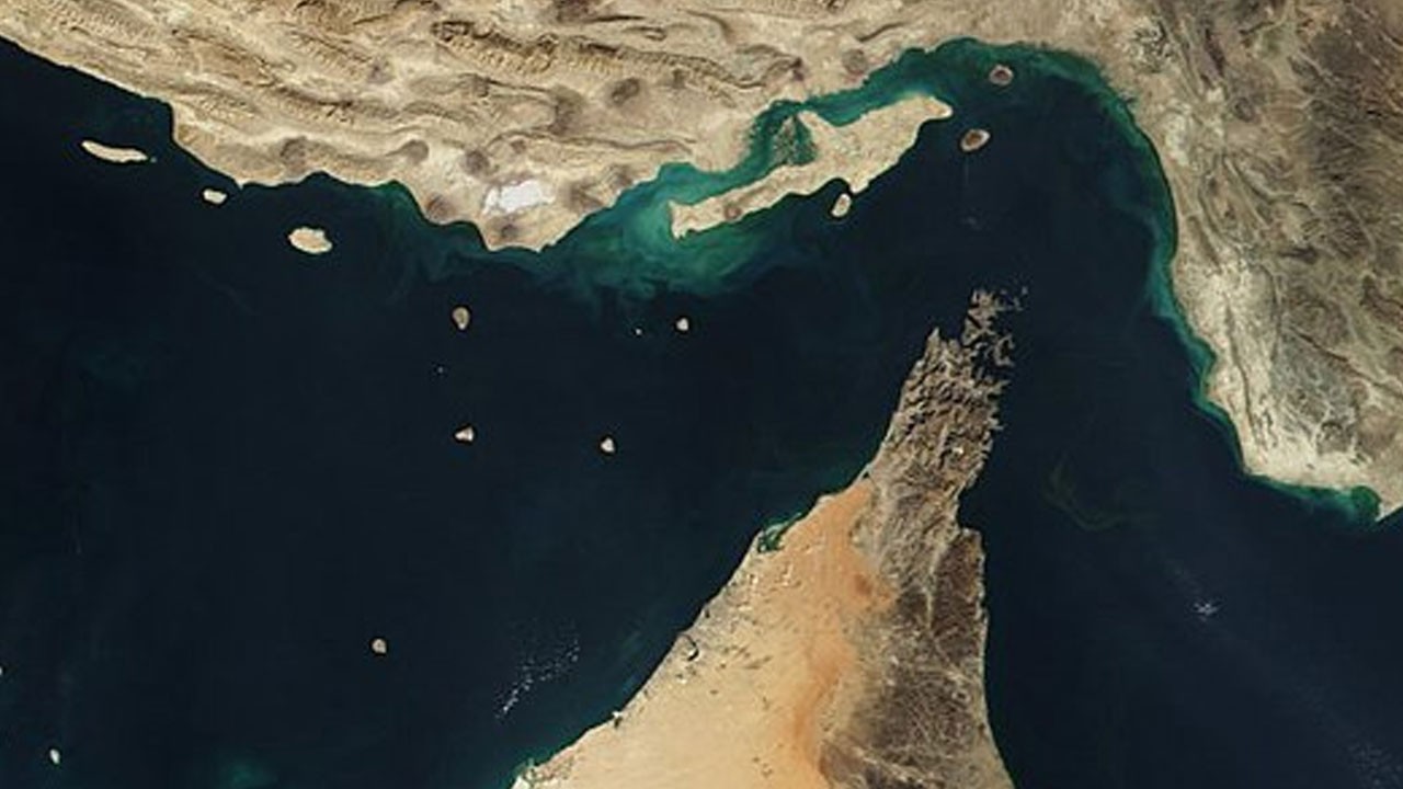 Hürmüz alarmı: İran mayın hazırlığı yaptı, ABD endişeli!